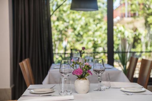 Rooms & Restaurant Matanovi Dvori Sukošan エクステリア 写真