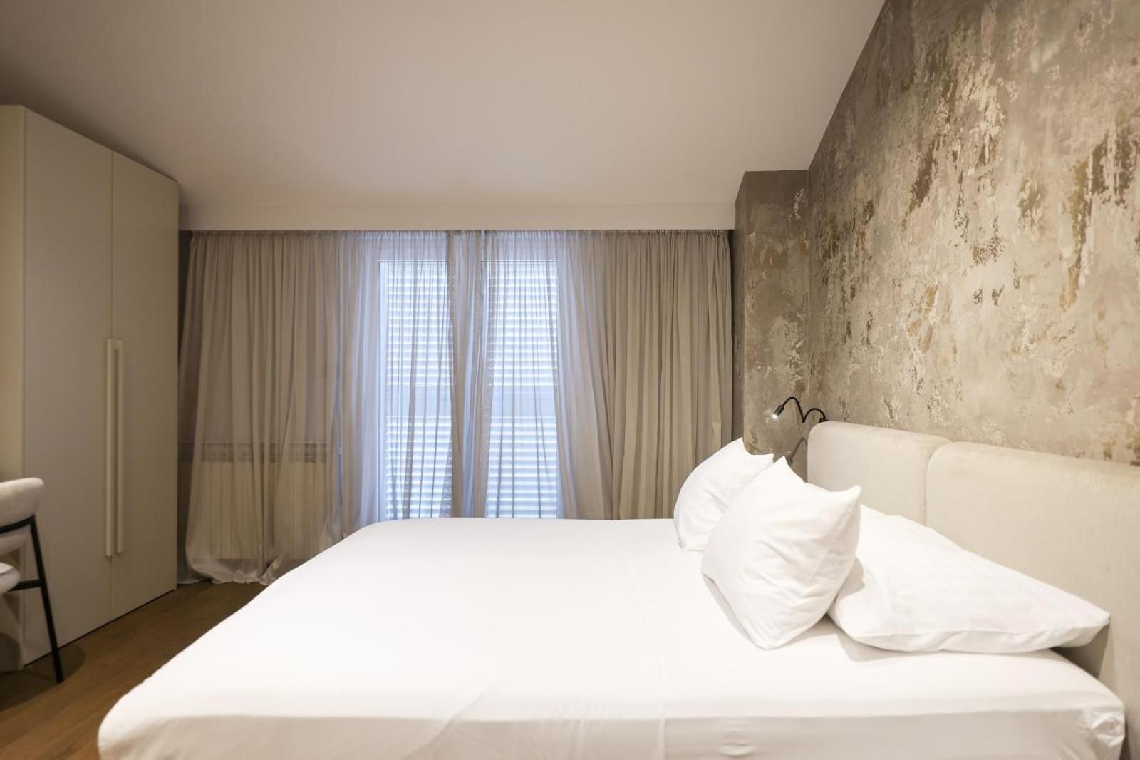 Rooms & Restaurant Matanovi Dvori Sukošan エクステリア 写真